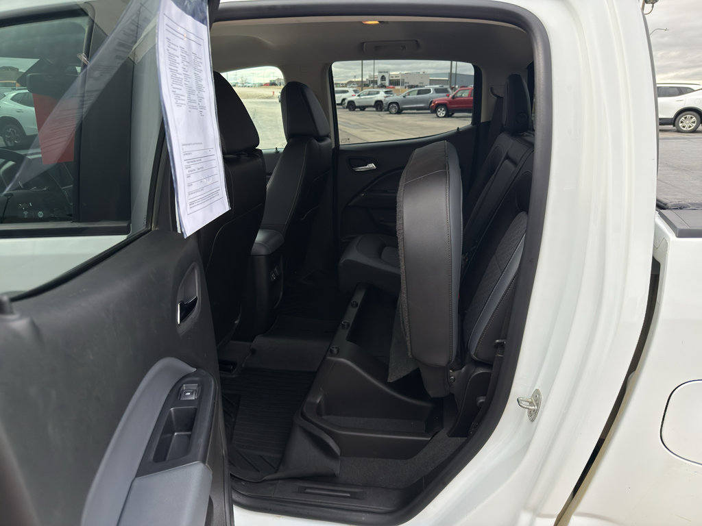 Used 2022 Chevrolet Colorado Z71 w/ Safety Package AWD/4WD image 15