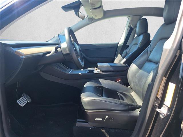 Used 2022 Tesla Model Y Performance AWD/4WD image 10