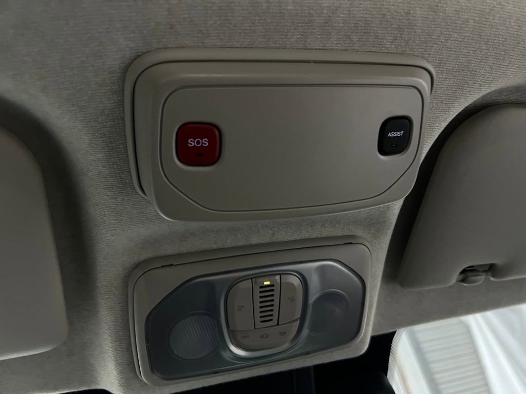 Used 2024 RAM ProMaster 3500 w/ Delivery Van Package image 31