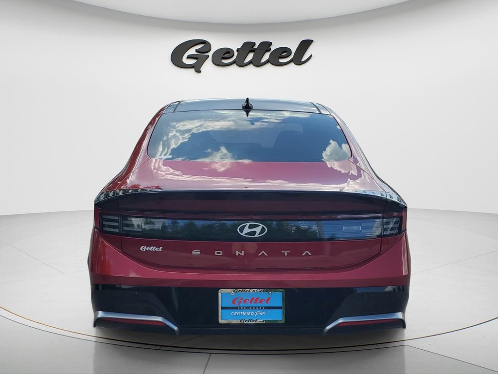 Certified 2026 Hyundai Sonata Limited FWD image 8