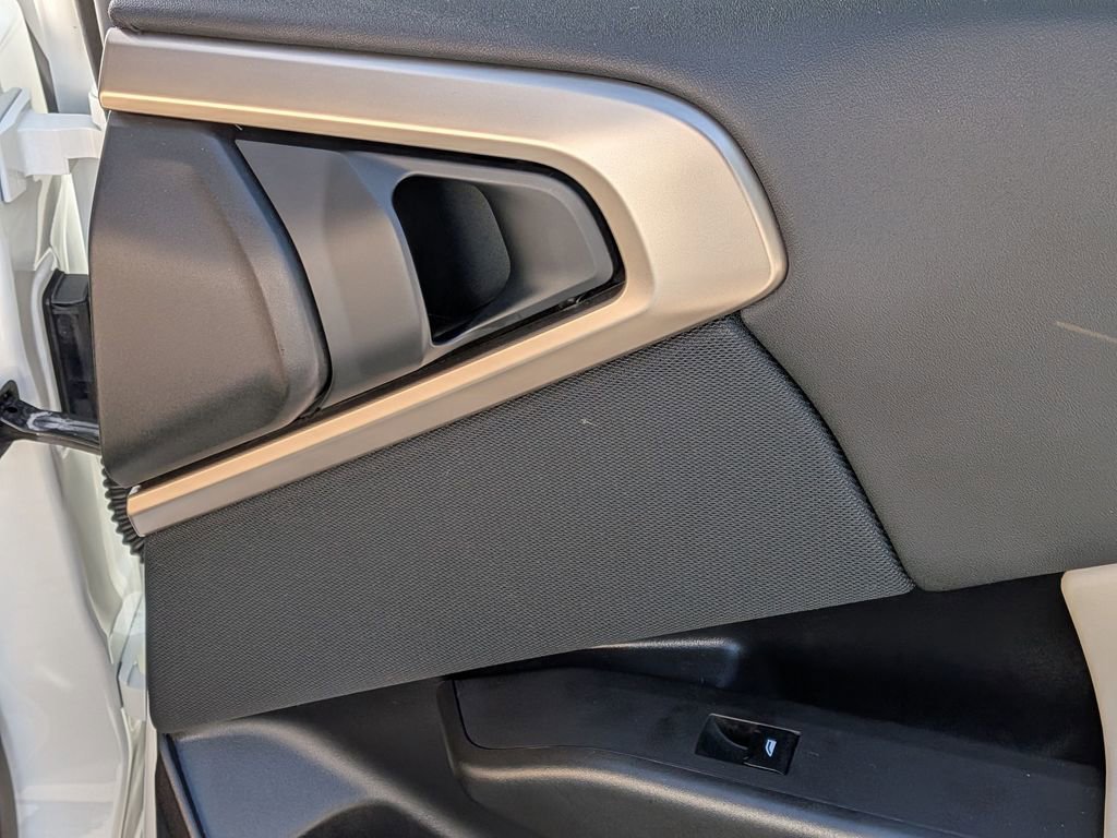 Used 2025 BMW X3 xDrive30i w/ Premium Package image 17