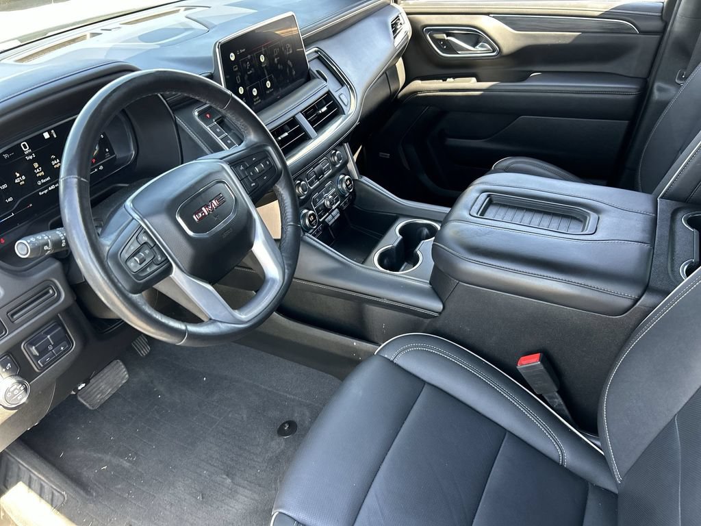 Used 2022 GMC Yukon XL SLT w/ SLT Luxury Package AWD/4WD image 10