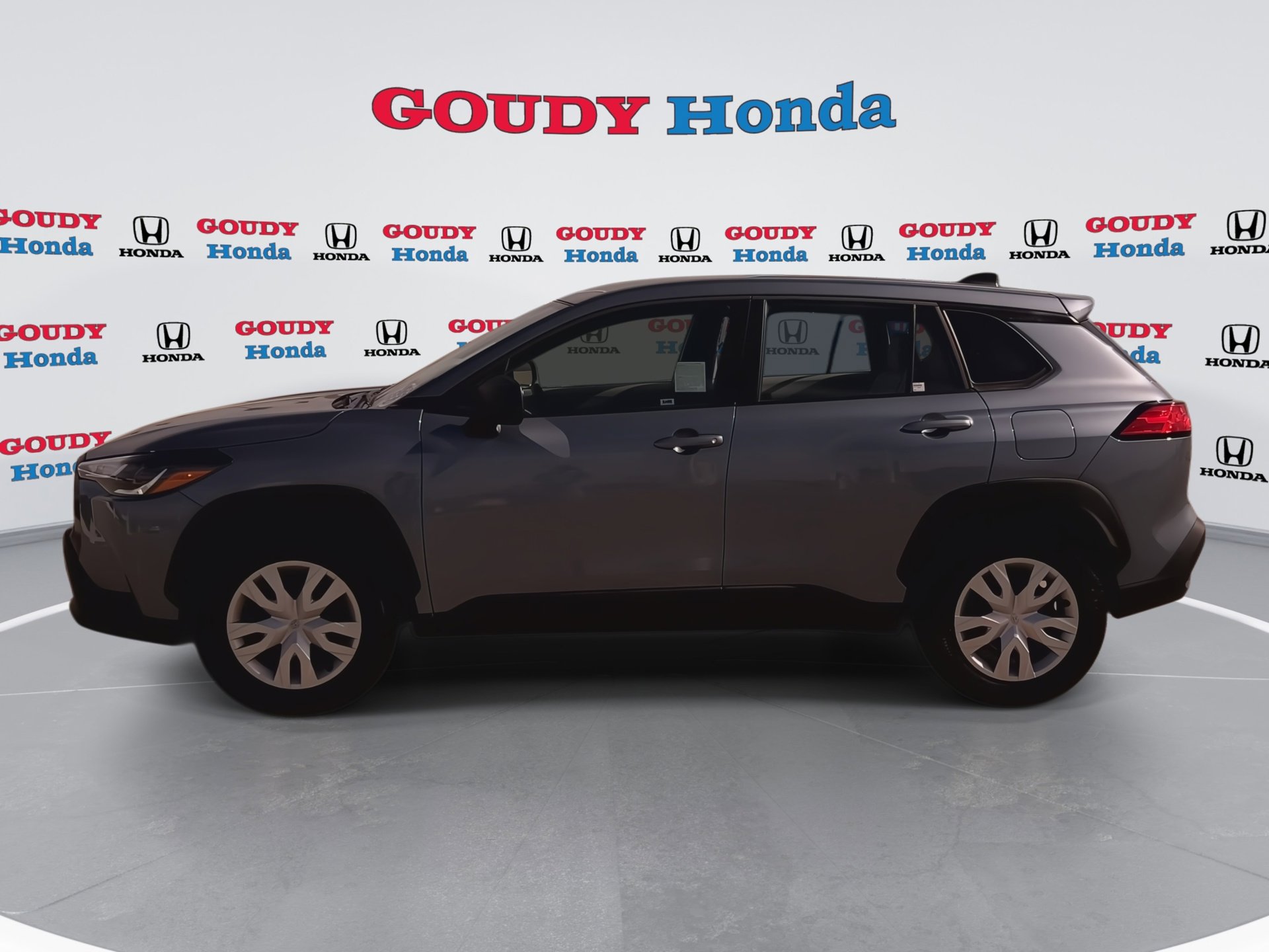 Used 2025 Toyota Corolla Cross L image 5