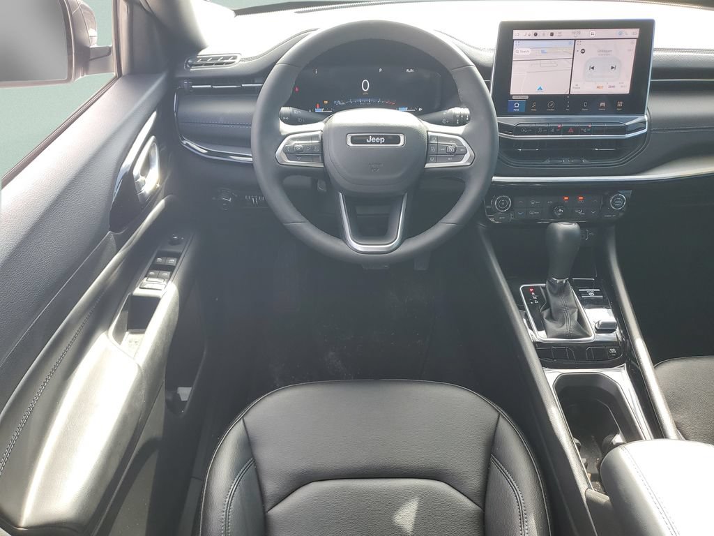 Used 2025 Jeep Compass Limited w/ High Altitude Package AWD/4WD image 20