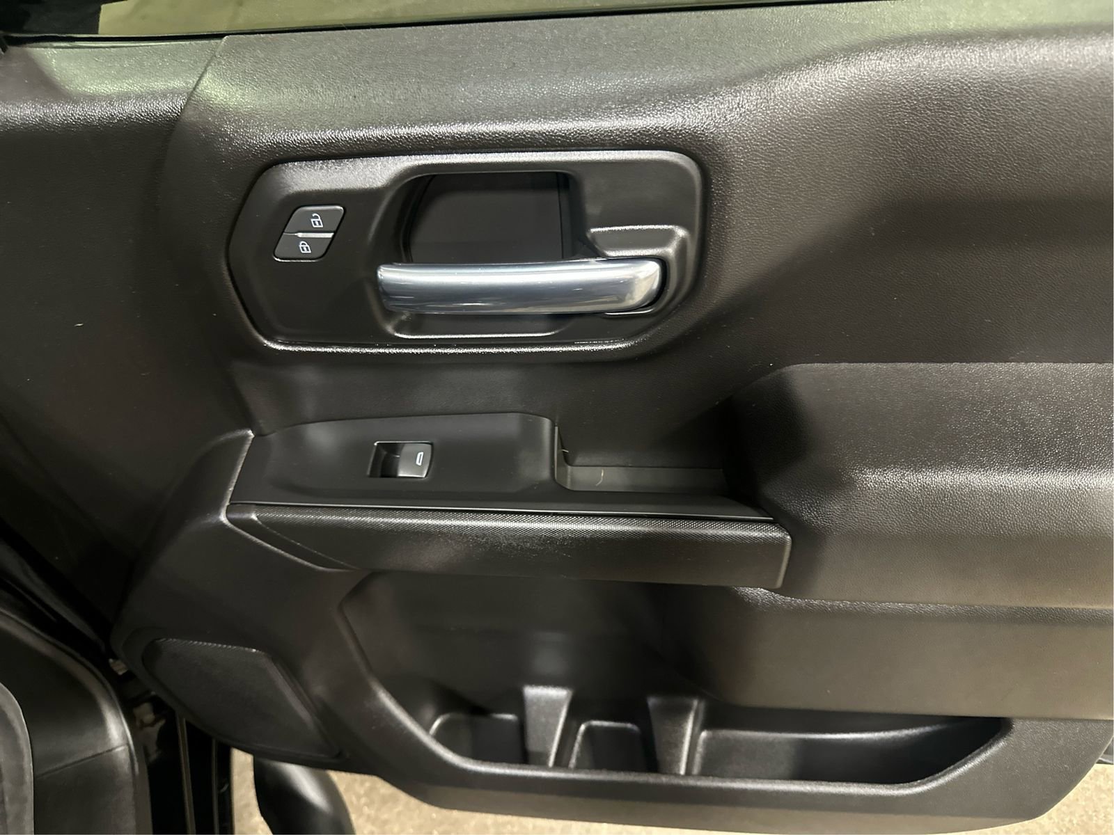 Certified 2023 Chevrolet Silverado 1500 Custom w/ Rally Edition image 21