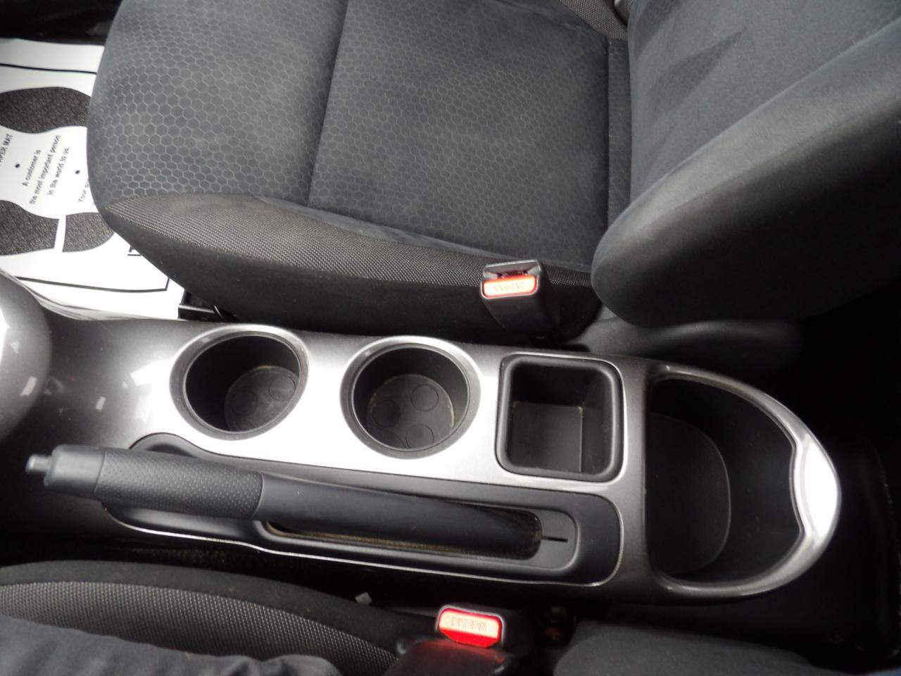 Used 2013 Nissan Juke SV AWD/4WD image 20