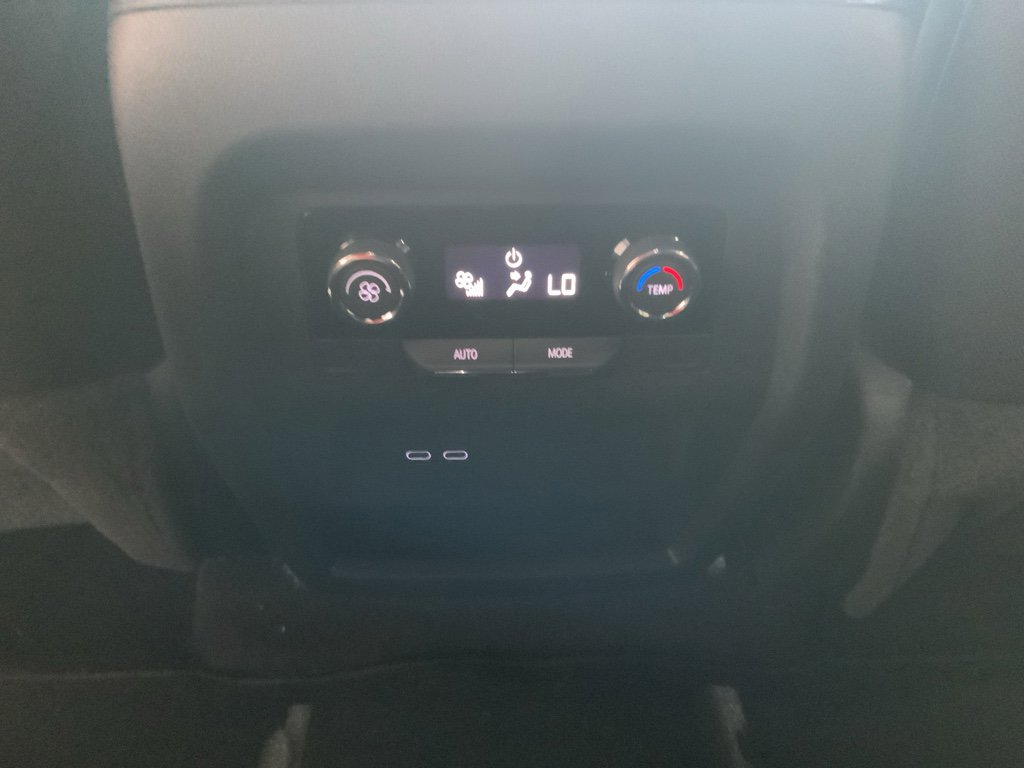 New 2026 Chevrolet Traverse LT FWD image 10