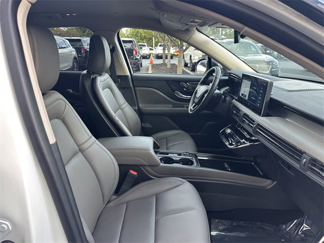 Certified 2024 Lincoln Corsair AWD w/ Equipment Group 101A image 34