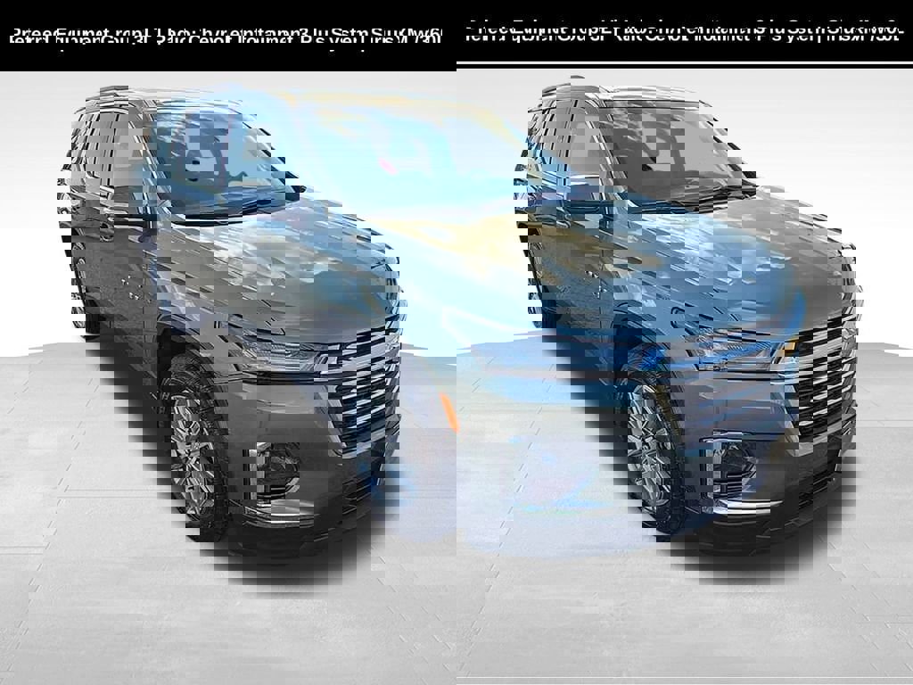 Used 2023 Chevrolet Traverse LT image 1