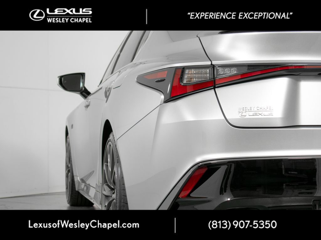 Used 2024 Lexus IS 300 F Sport image 9