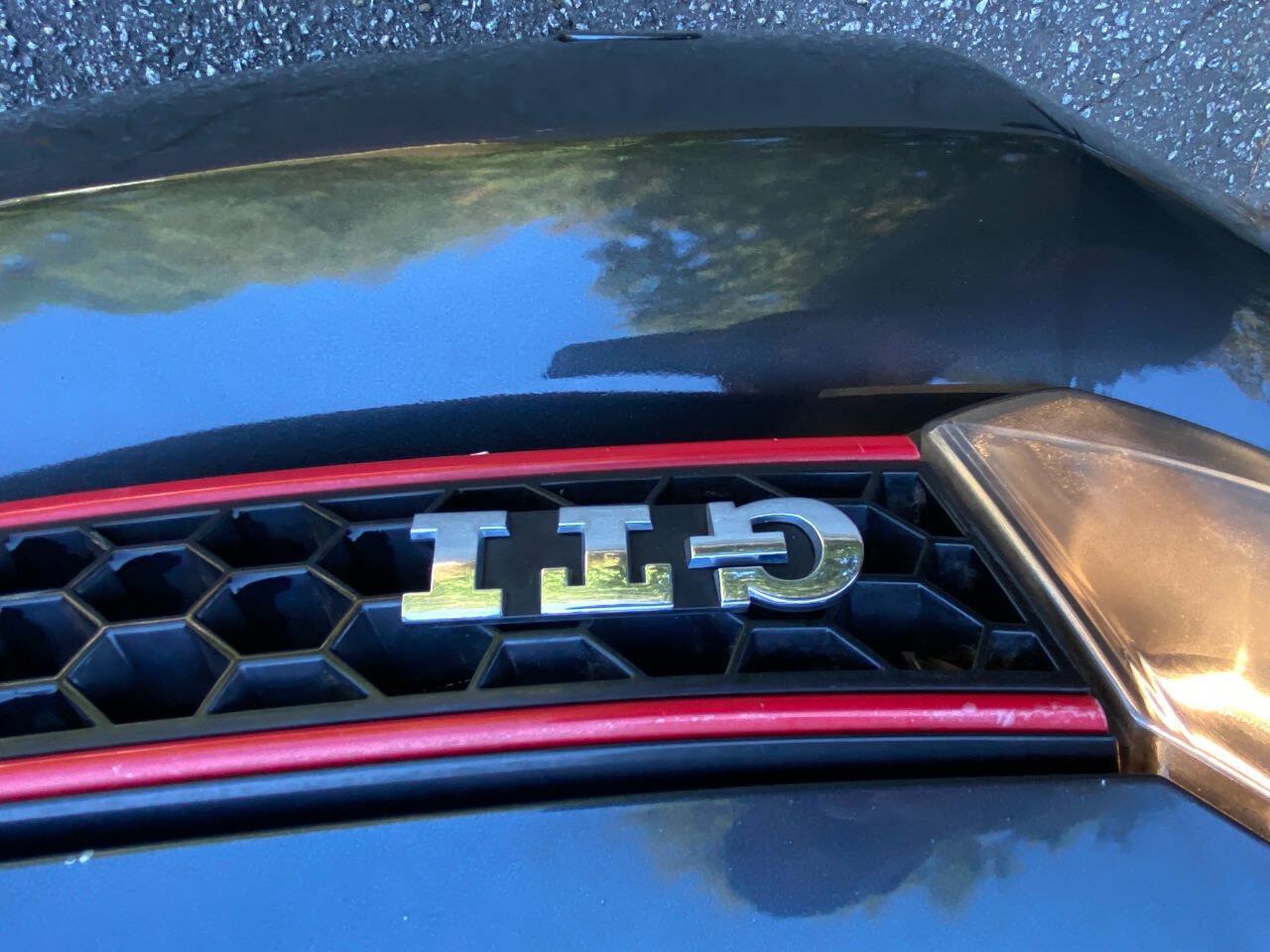 Used 2012 Volkswagen GTI 2-Door FWD image 41