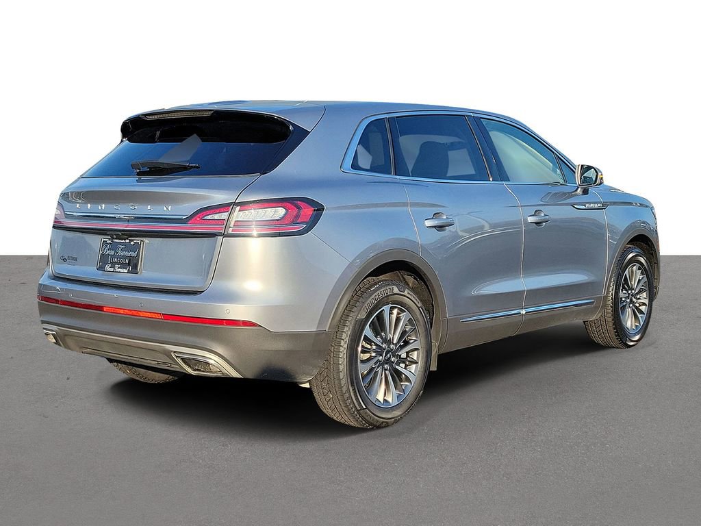 Certified 2023 Lincoln Nautilus FWD w/ Premium Package image 4