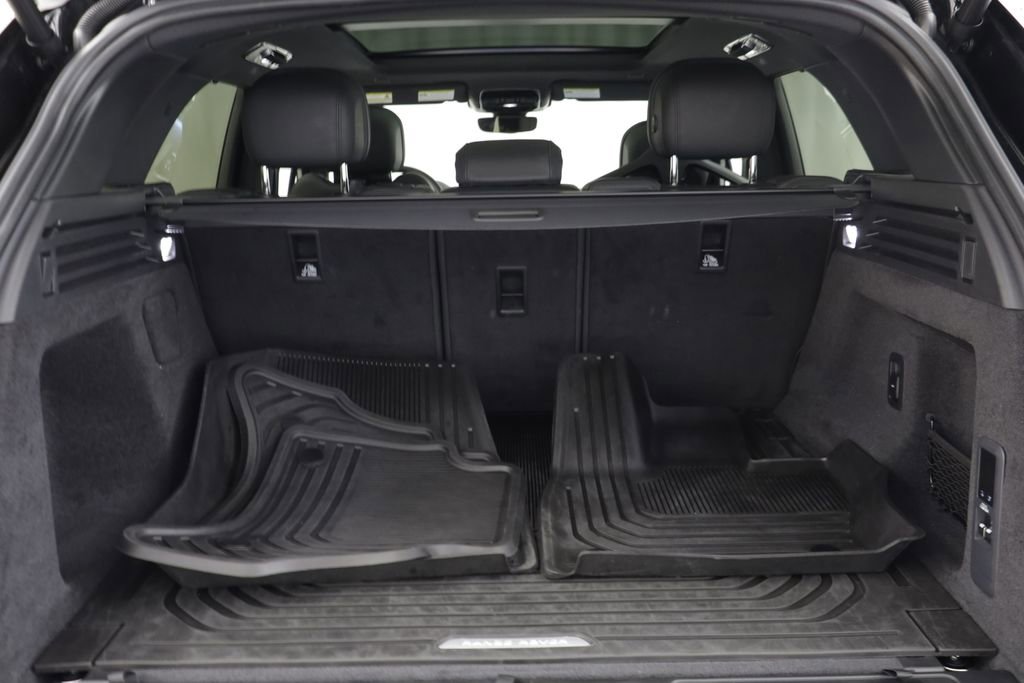 Certified 2025 Land Rover Range Rover Sport SE AWD/4WD image 18