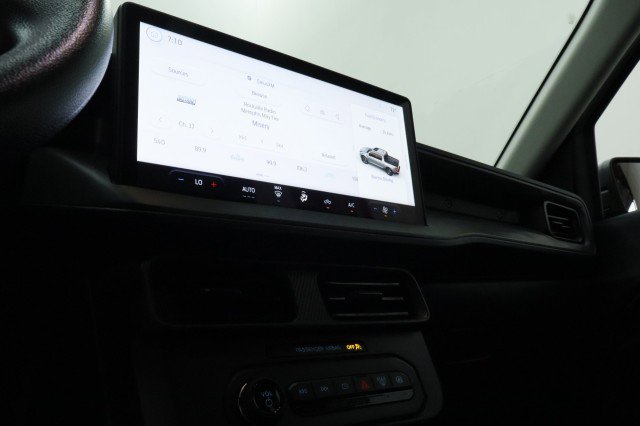 Used 2025 Ford Maverick XL FWD image 16