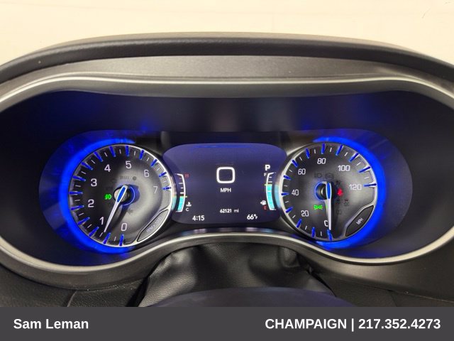 Used 2024 Chrysler Pacifica Touring-L FWD image 18