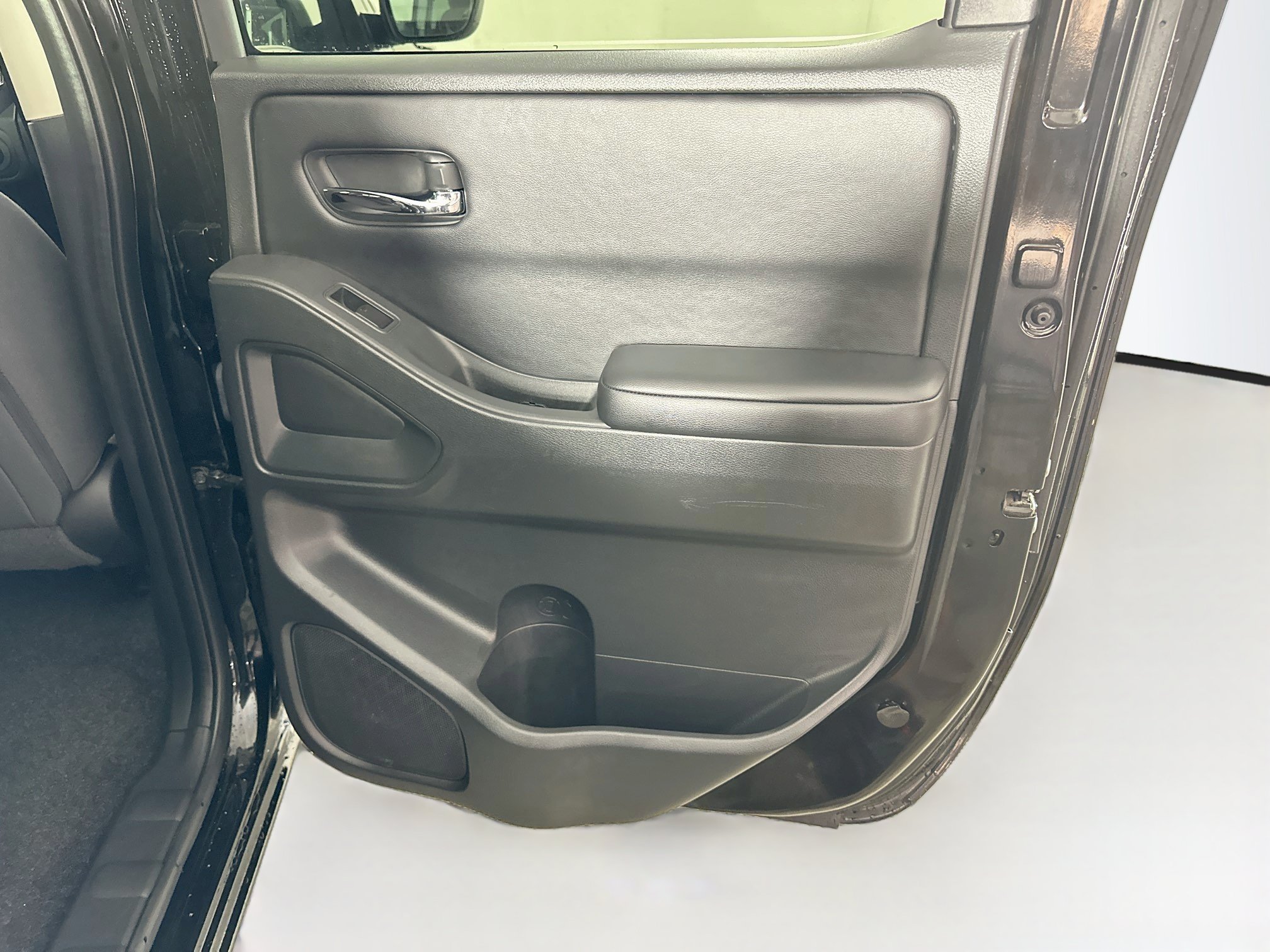 Used 2026 Nissan Frontier SV RWD image 28