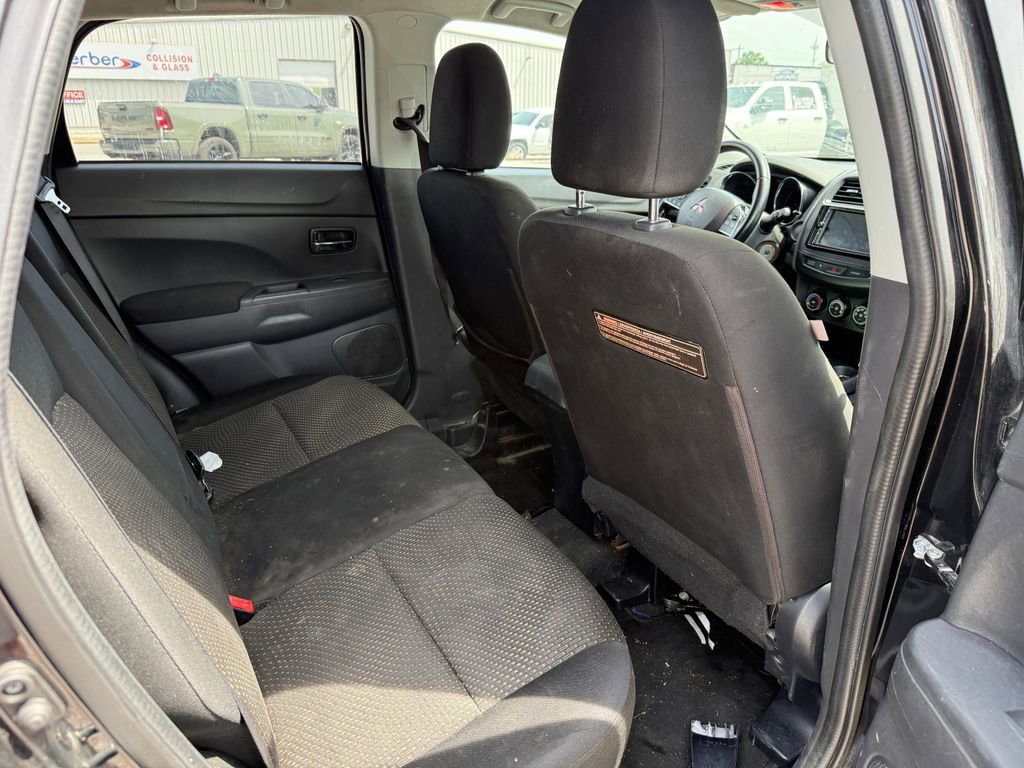 Used 2016 Mitsubishi Outlander Sport ES FWD image 5