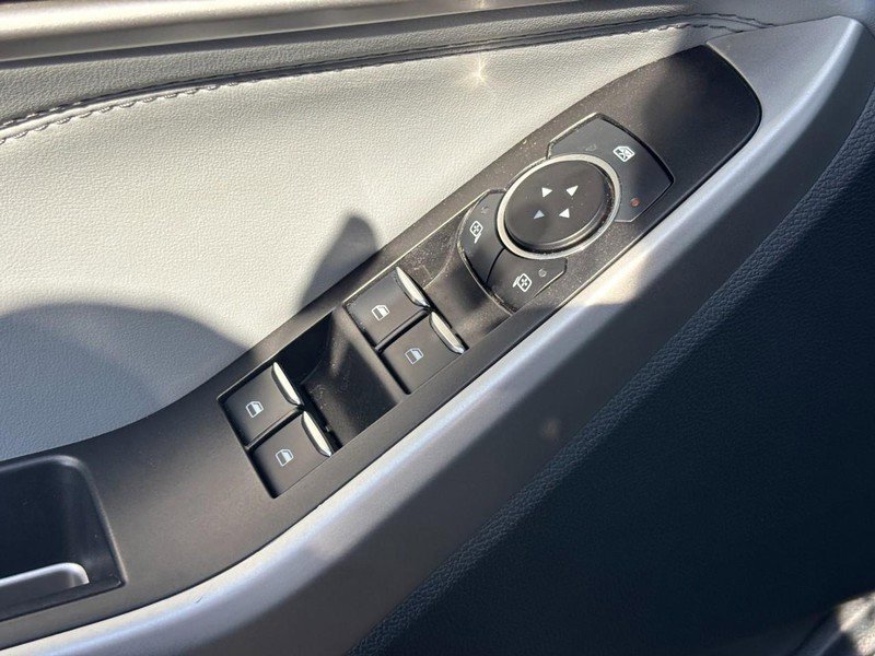 Used 2023 Ford Explorer XLT w/ Equipment Group 202A image 18