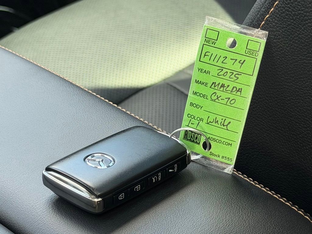 Used 2025 MAZDA CX-70 Plug-In Hybrid w/ Premium Pkg image 51