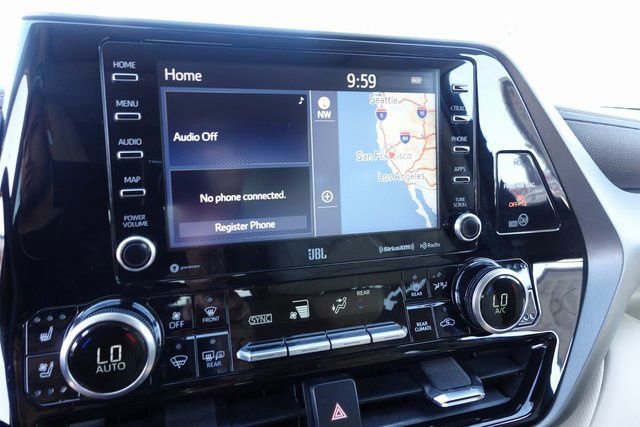 Used 2022 Toyota Highlander Limited image 19