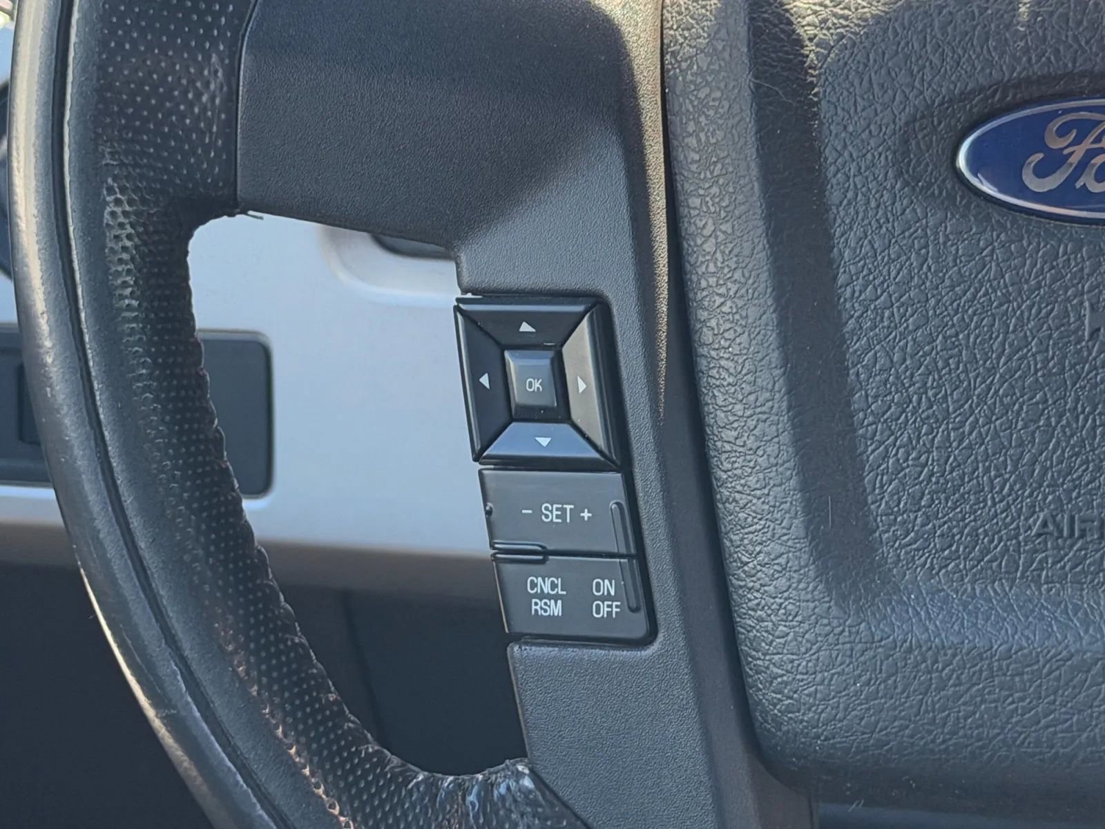 Used 2012 Ford F150 Raptor w/ Raptor Luxury Pkg AWD/4WD image 24