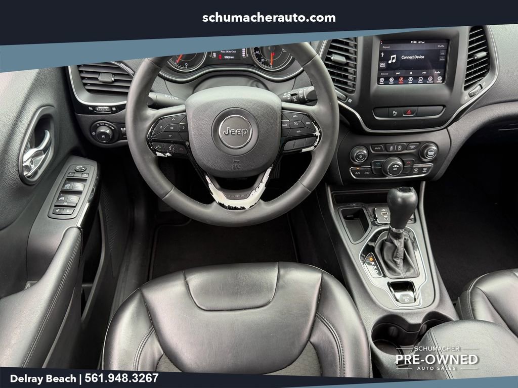 Used 2020 Jeep Cherokee Latitude Plus FWD image 13