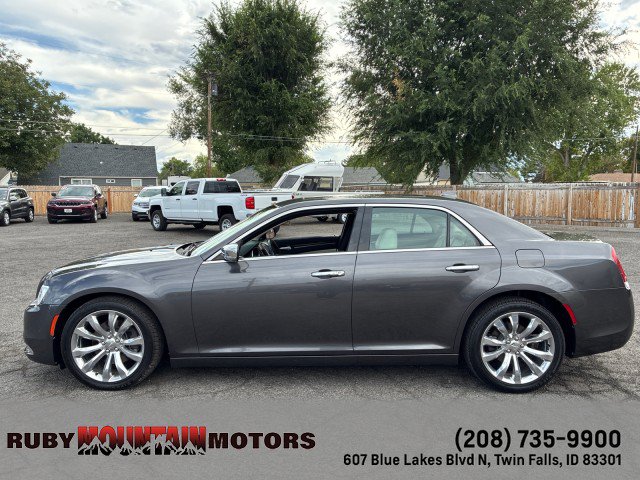 Used 2016 Chrysler 300 C w/ Safetytec Plus Group RWD image 4