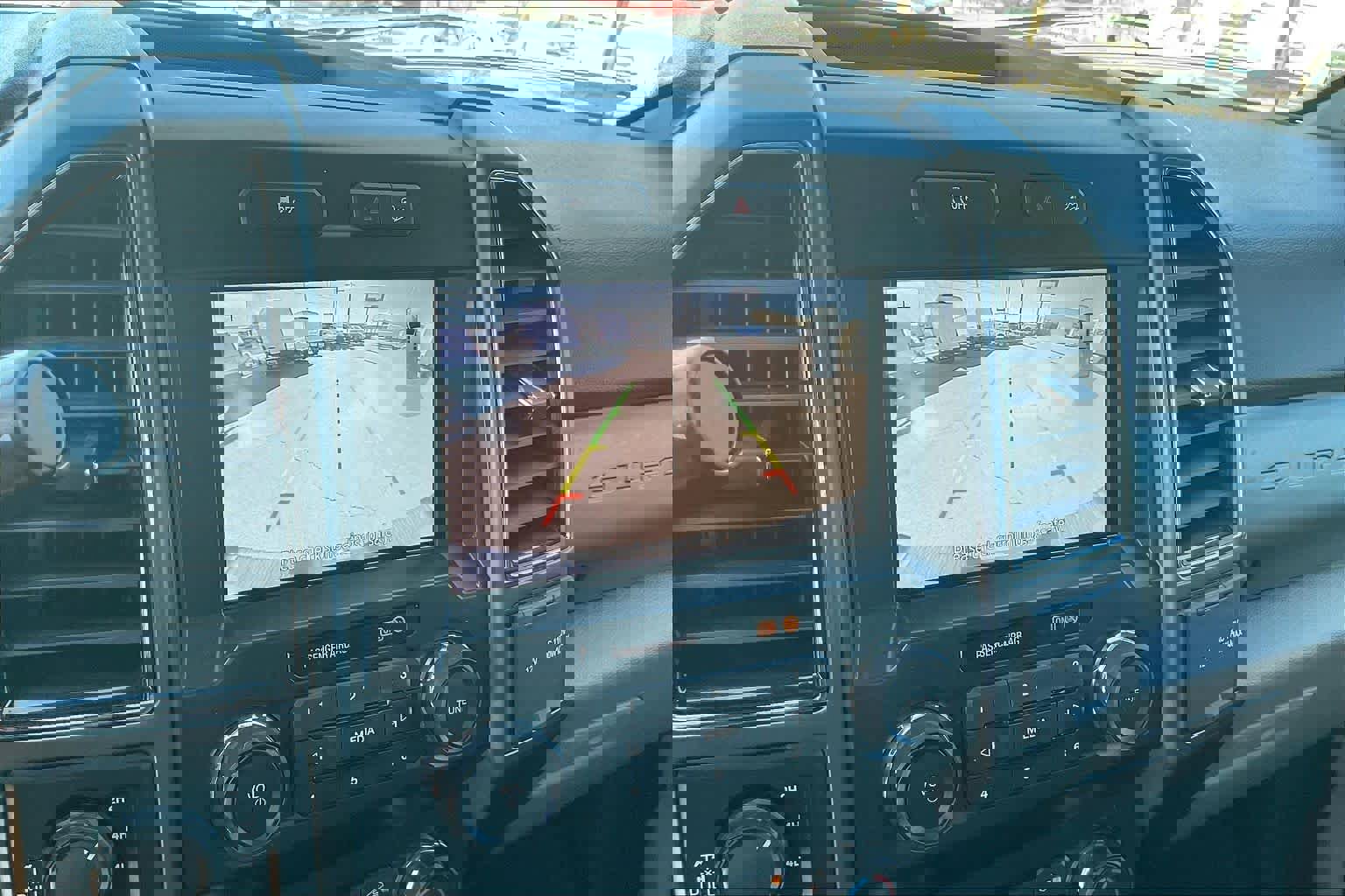 Used 2022 Ford F250 XLT w/ XLT Premium Package image 25