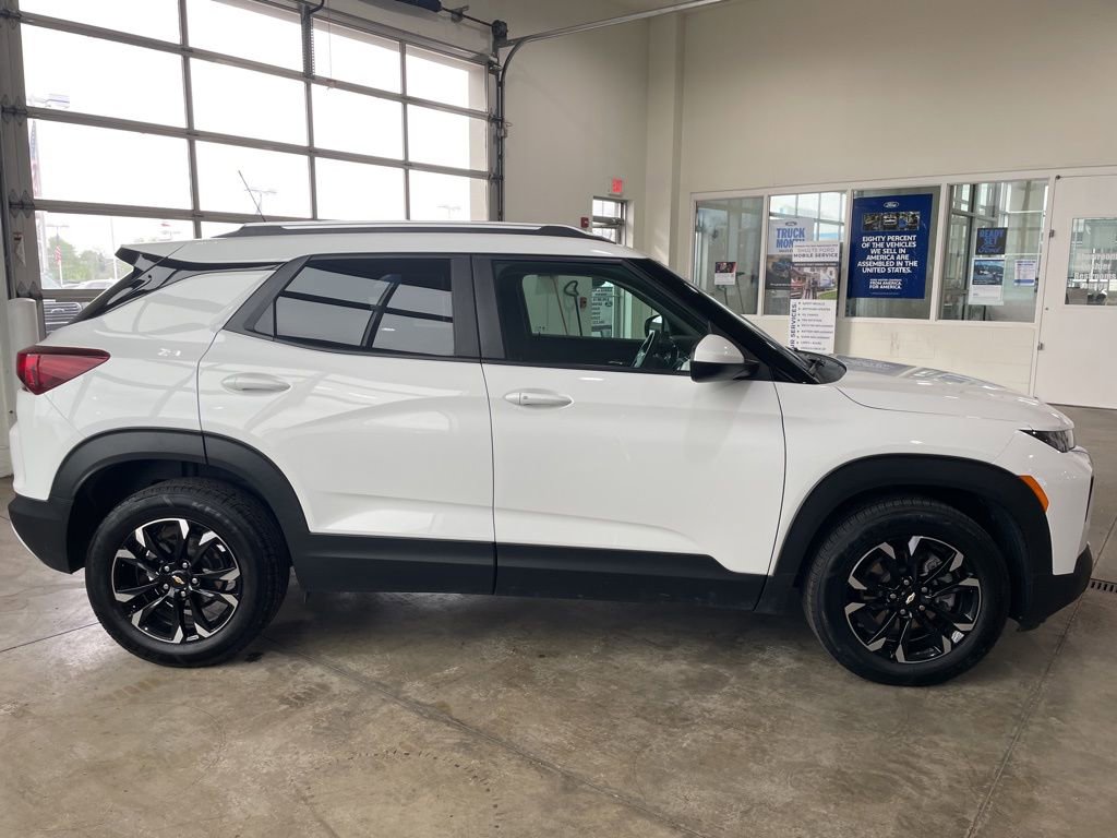Used 2023 Chevrolet TrailBlazer LT FWD image 5
