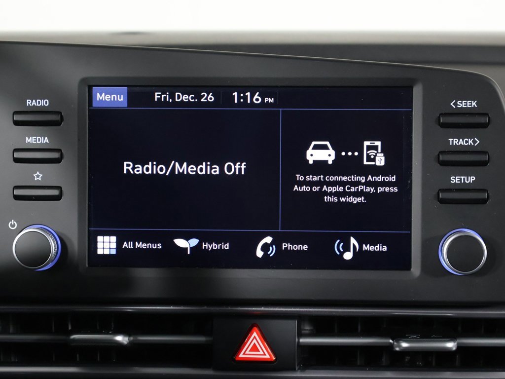 Used 2025 Hyundai Elantra Blue image 37