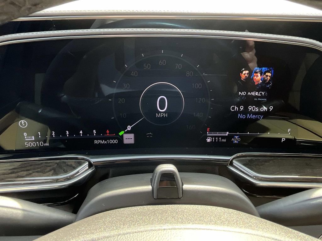 Certified 2024 Cadillac Escalade ESV Premium Luxury image 42