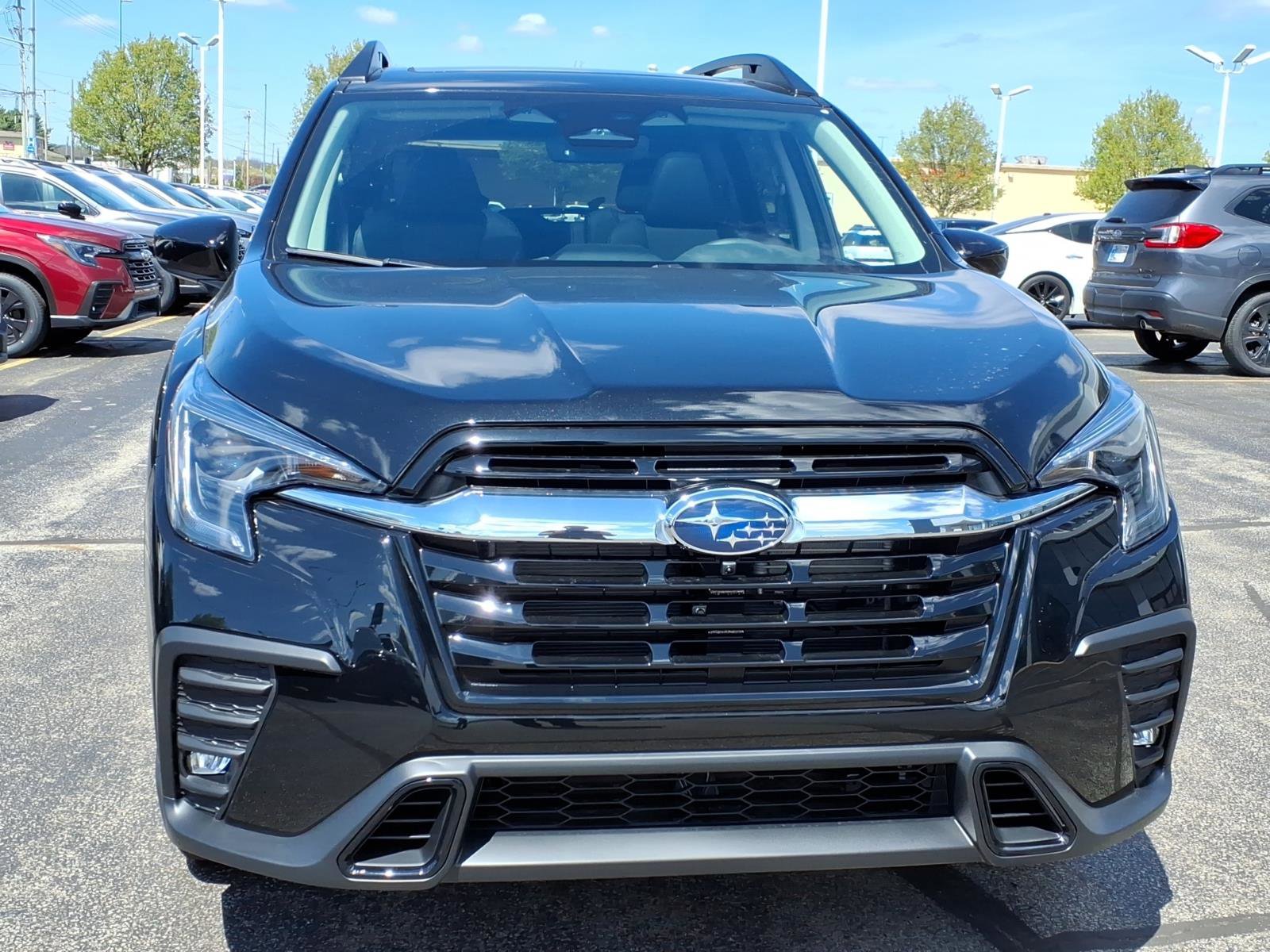 New 2026 Subaru Ascent Limited AWD/4WD image 2