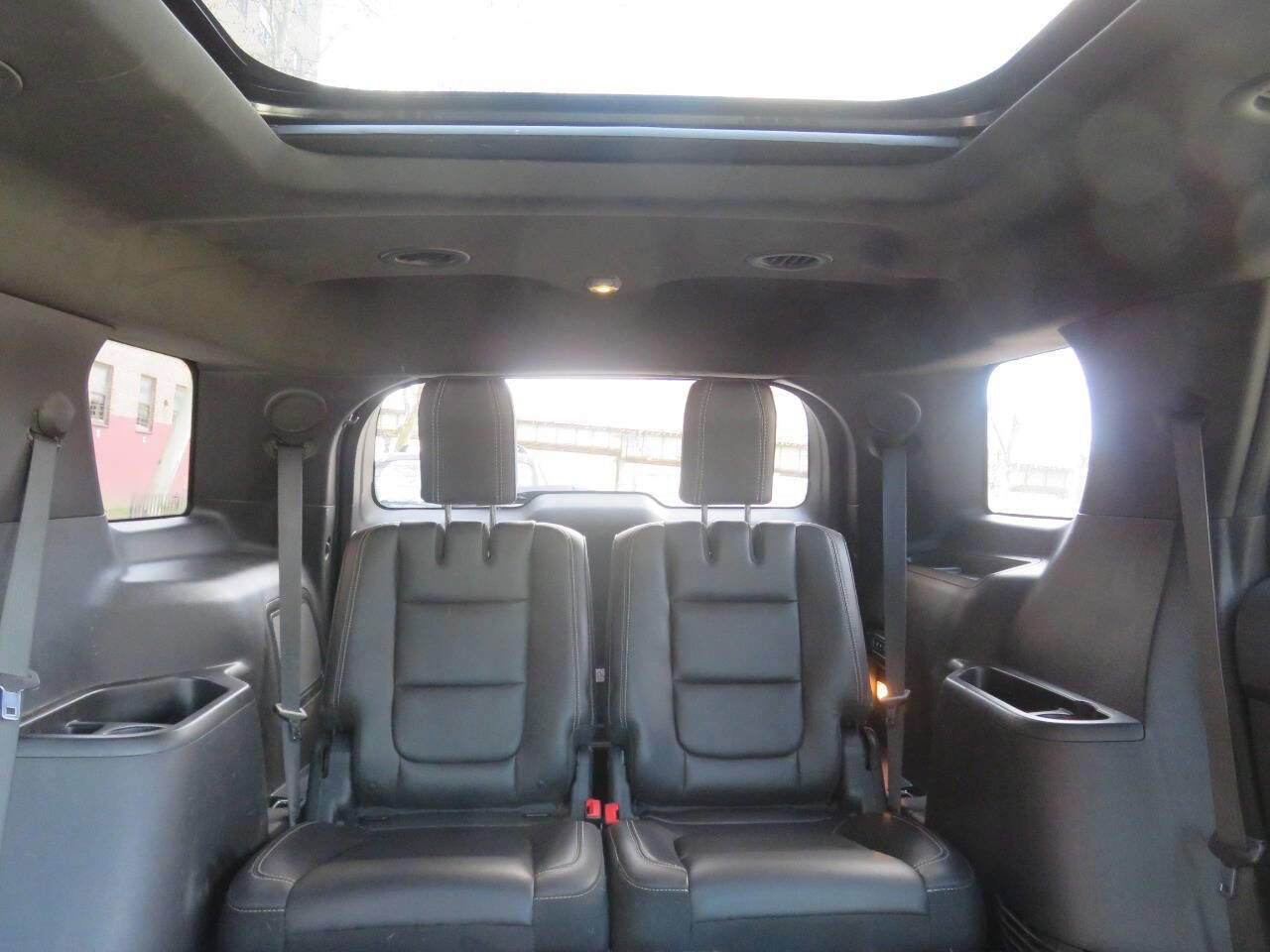 Used 2015 Ford Explorer Sport image 26