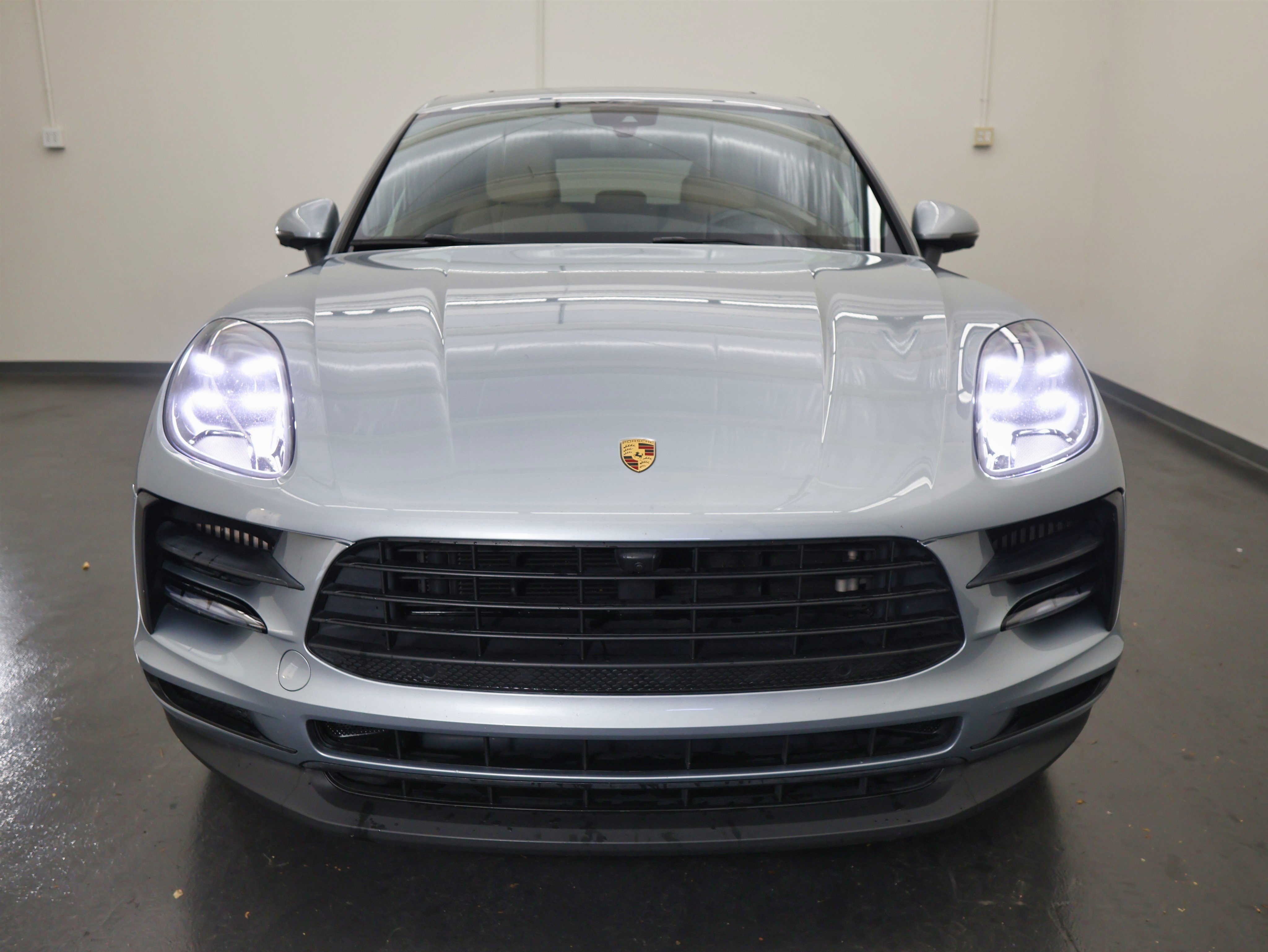 Used 2021 Porsche Macan S image 8