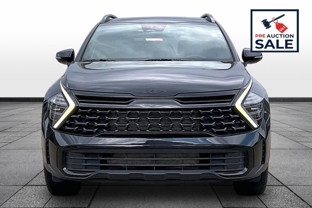 Used 2025 Kia Sportage X-Line w/ Premium Package AWD/4WD image 3