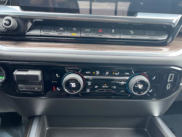 Certified 2025 Chevrolet Silverado 1500 LT Trail Boss w/ Convenience Package II AWD/4WD image 15