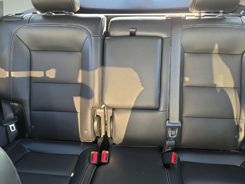 Certified 2023 GMC Terrain SLT w/ Infotainment Package II FWD image 31