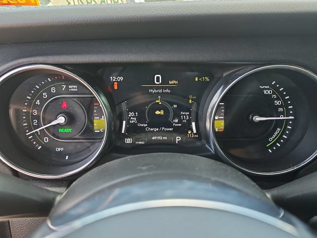 Used 2023 Jeep Wrangler Unlimited Sahara w/ Cold Weather Group AWD/4WD image 19