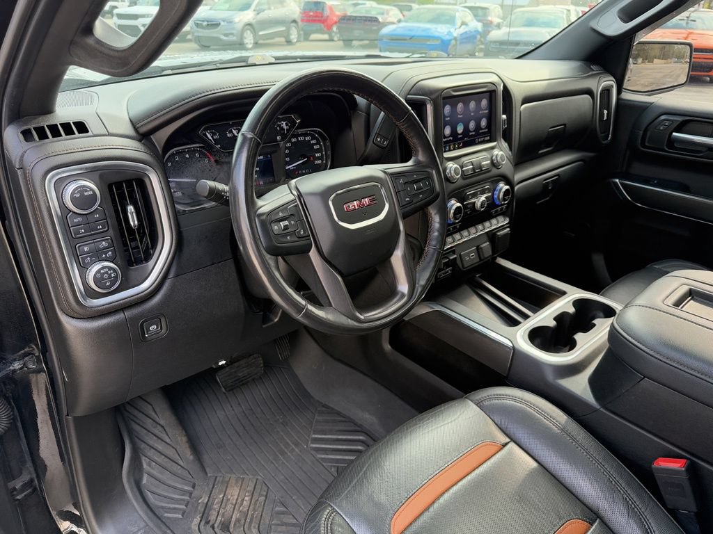 Used 2020 GMC Sierra 1500 AT4 w/ AT4 Premium Package AWD/4WD image 3