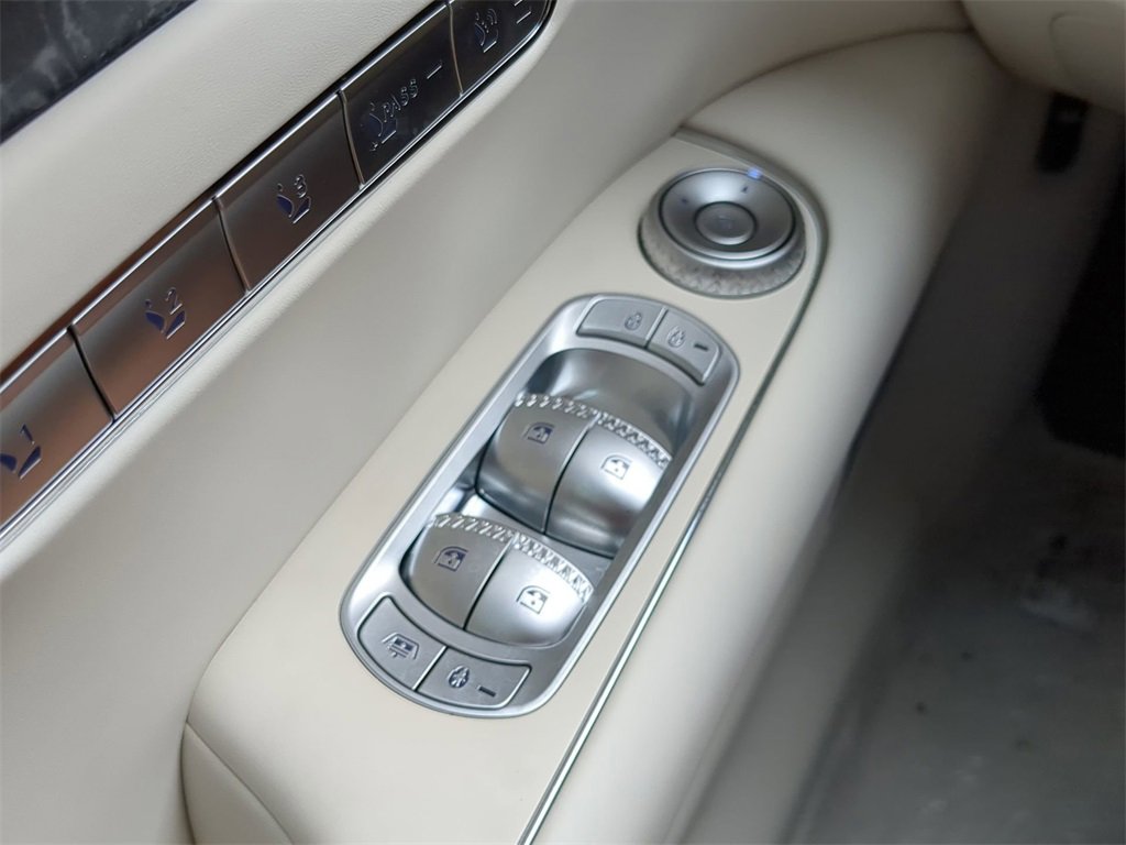 New 2025 Genesis G90 3.5T image 22