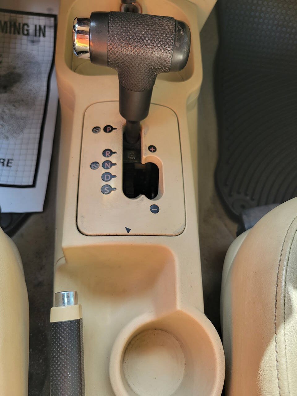 Used 2008 Volkswagen Beetle S FWD image 18