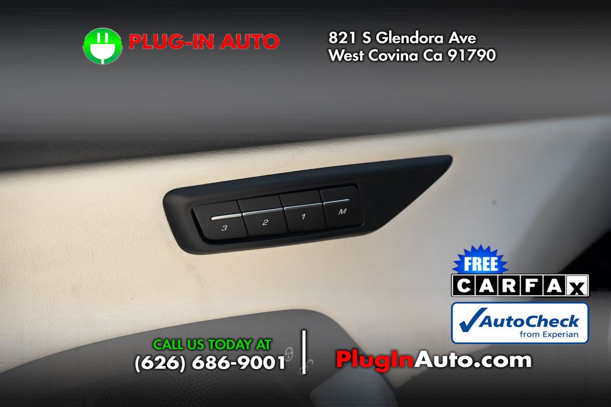 Used 2019 Jaguar E-PACE R-Dynamic SE AWD/4WD image 24