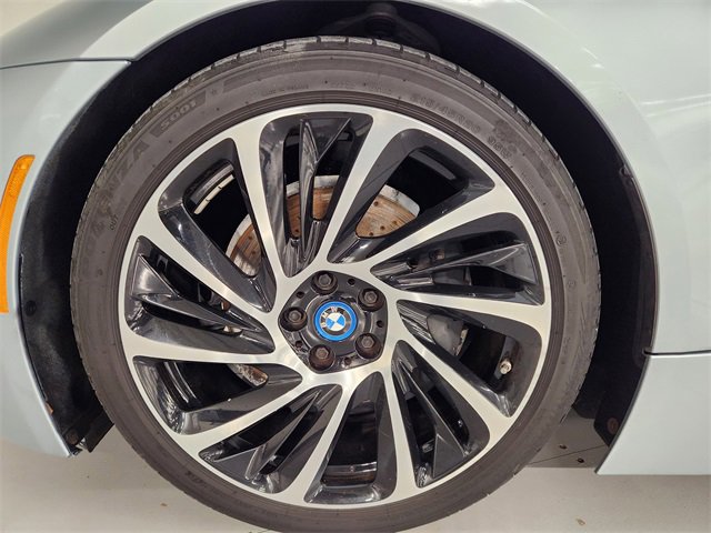 Used 2016 BMW i8 image 7