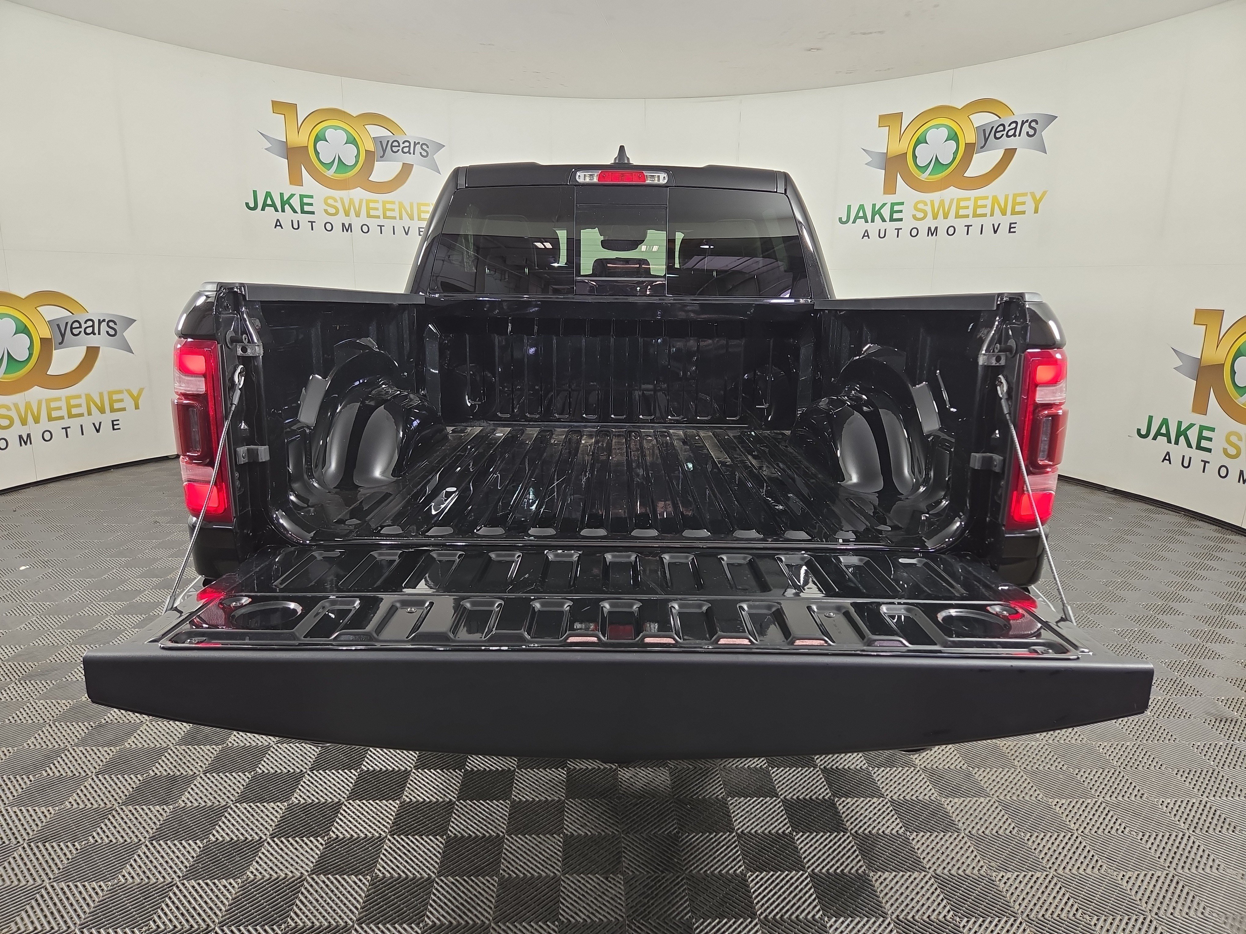 Used 2023 RAM 1500 Laramie AWD/4WD image 35