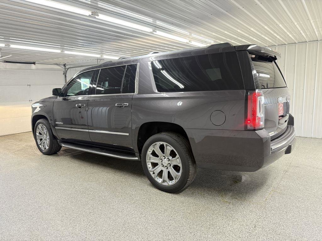 Used 2017 GMC Yukon XL Denali w/ Open Road Package image 4