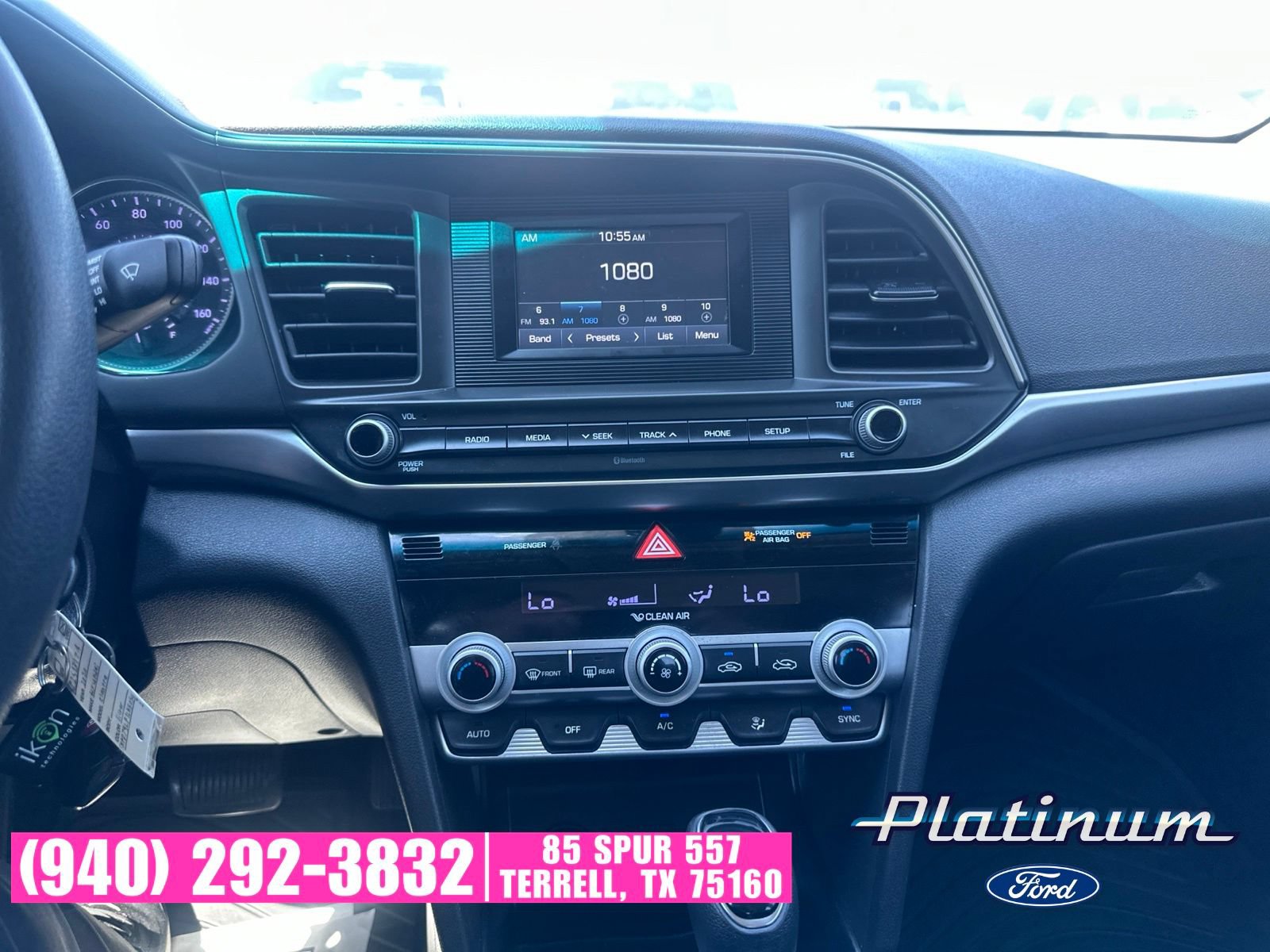 Used 2020 Hyundai Elantra SE w/ Winter Weather Package FWD image 18