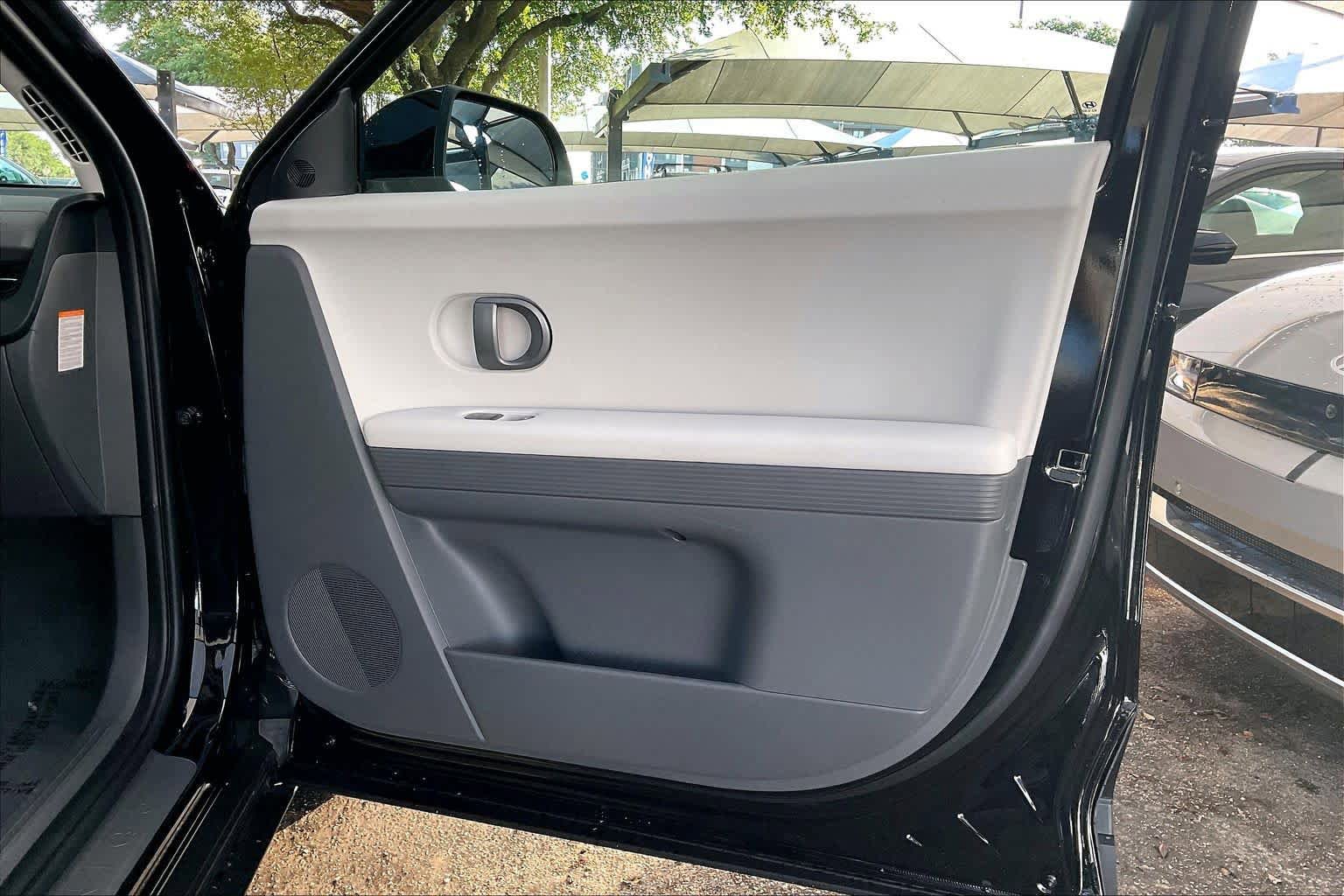 Certified 2026 Hyundai Ioniq 5 SEL RWD image 22