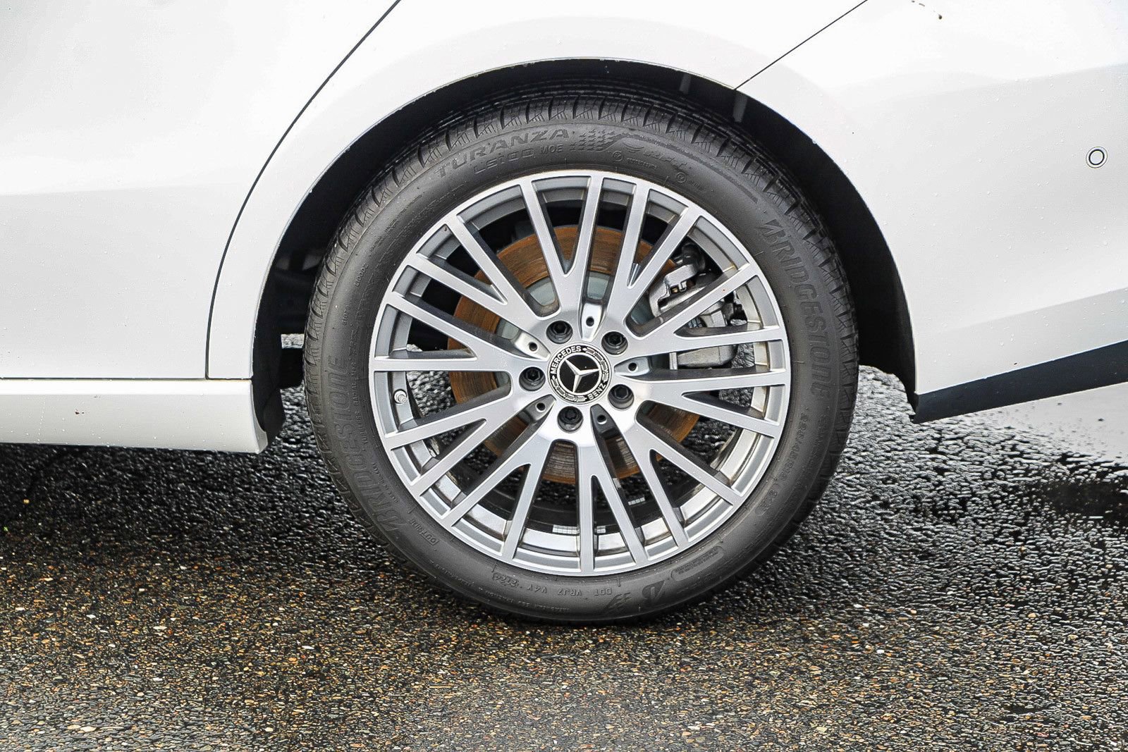 Certified 2025 Mercedes-Benz CLA 250 4MATIC image 9