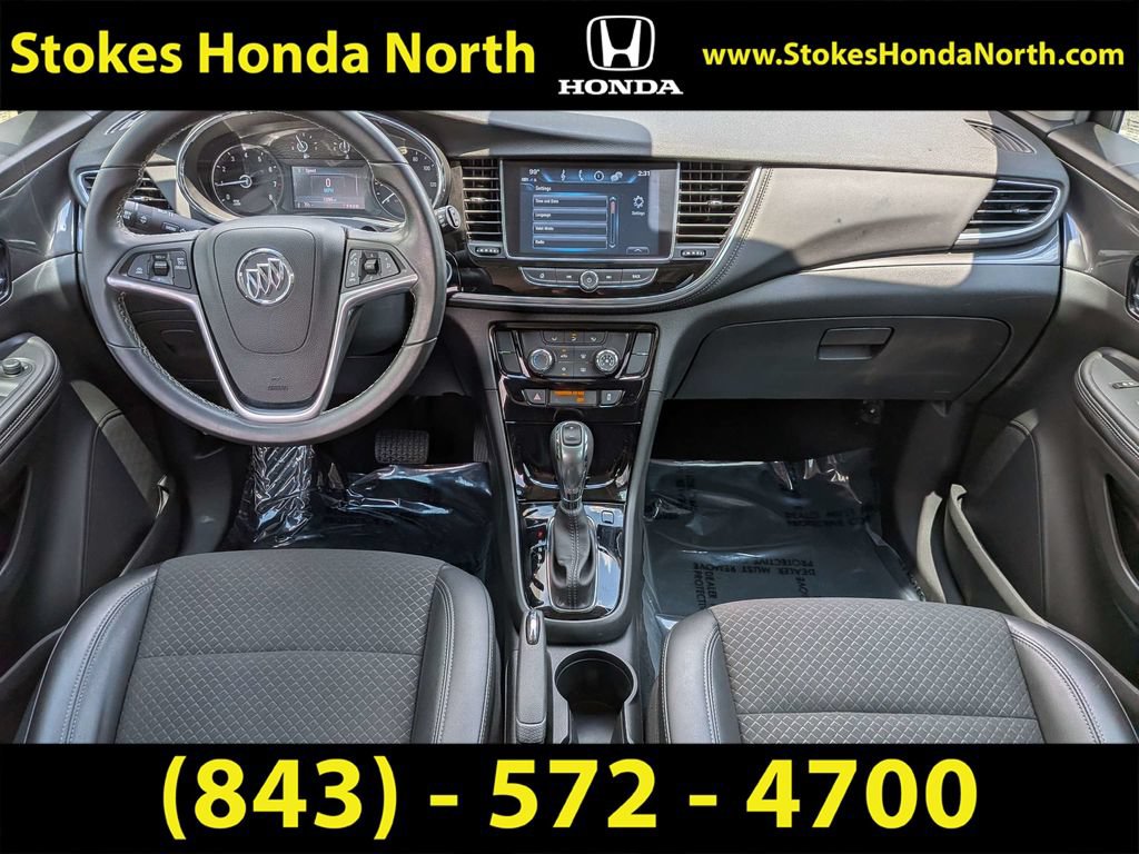 Used 2021 Buick Encore Preferred w/ Safety Package FWD image 17