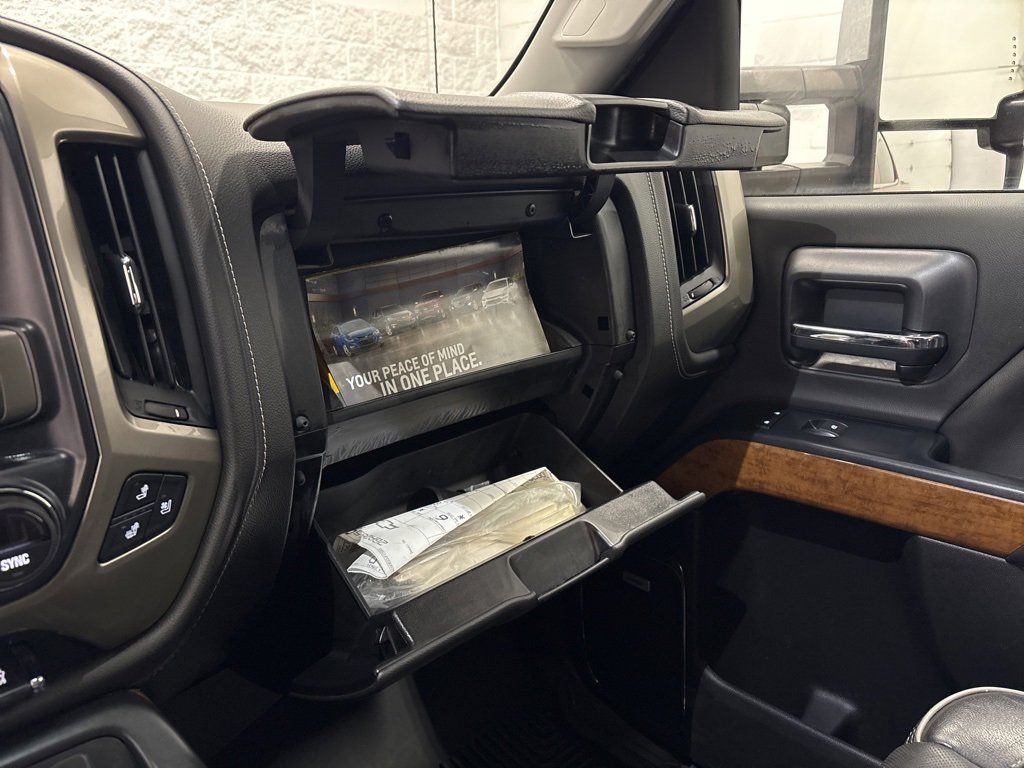 Used 2018 Chevrolet Silverado 2500 High Country image 17